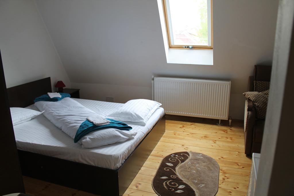 Casa Kiev Hotel Sibiu Bagian luar foto