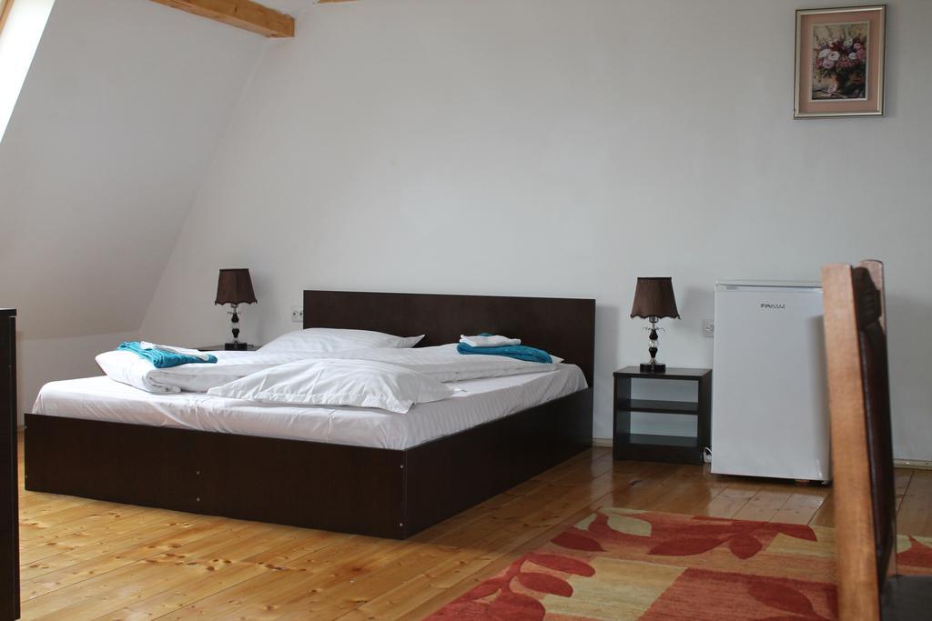 Casa Kiev Hotel Sibiu Bagian luar foto
