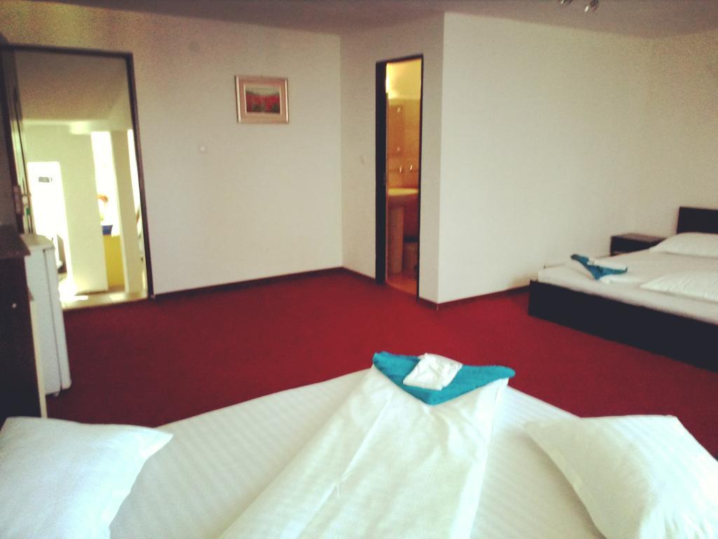 Casa Kiev Hotel Sibiu Bagian luar foto