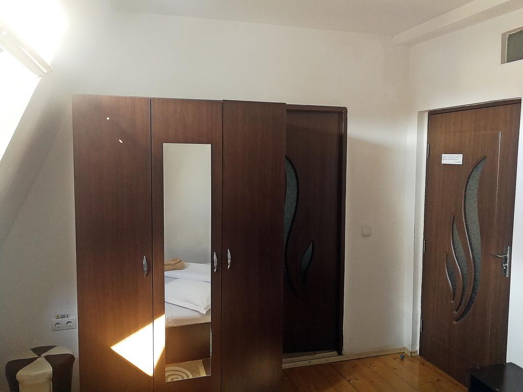 Casa Kiev Hotel Sibiu Bagian luar foto